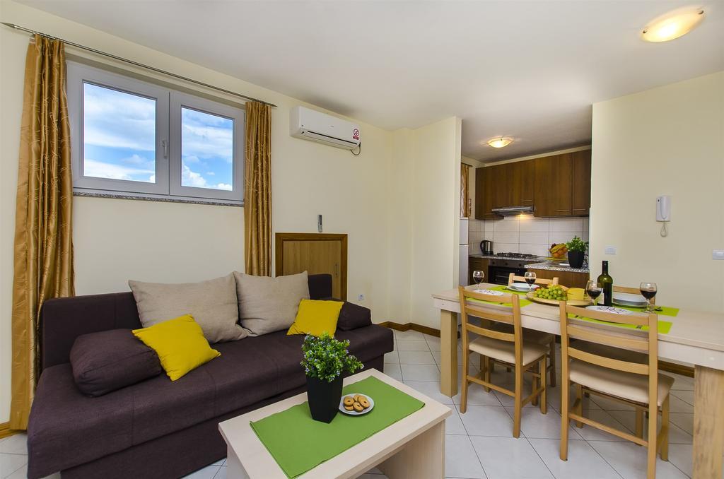 Apartments Glavan Privlaka  Oda fotoğraf